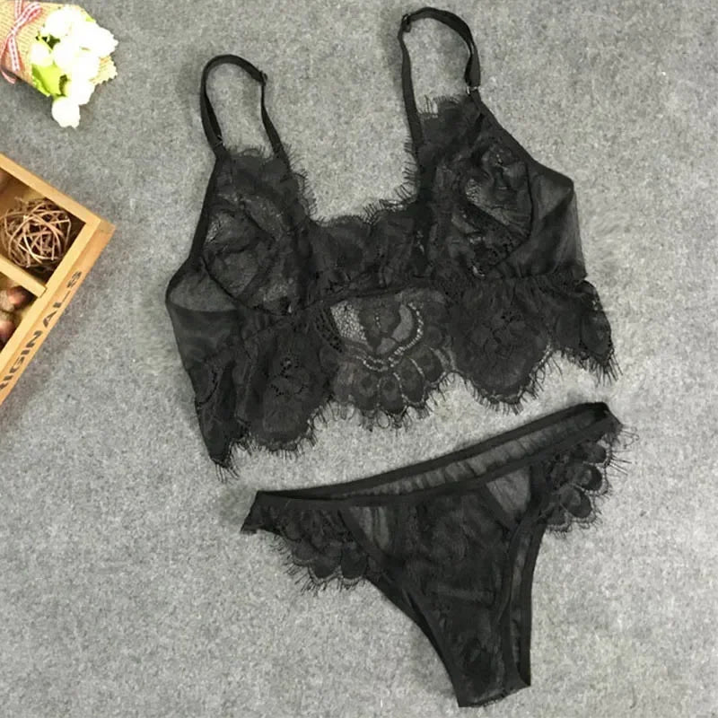 Women's Plus Size Sheer Lace Lingerie Set – Bra, Panty & Thong